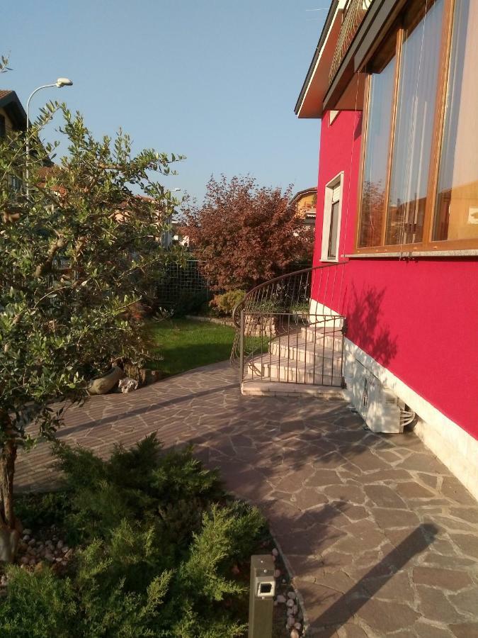Coccinella Villa Mozzo Екстериор снимка
